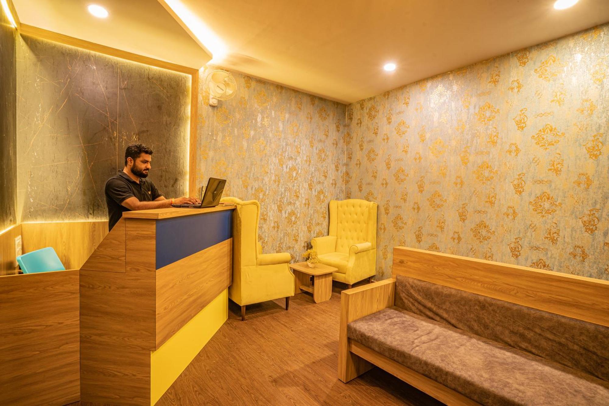 Hotel Naman Udaipur Eksteriør billede