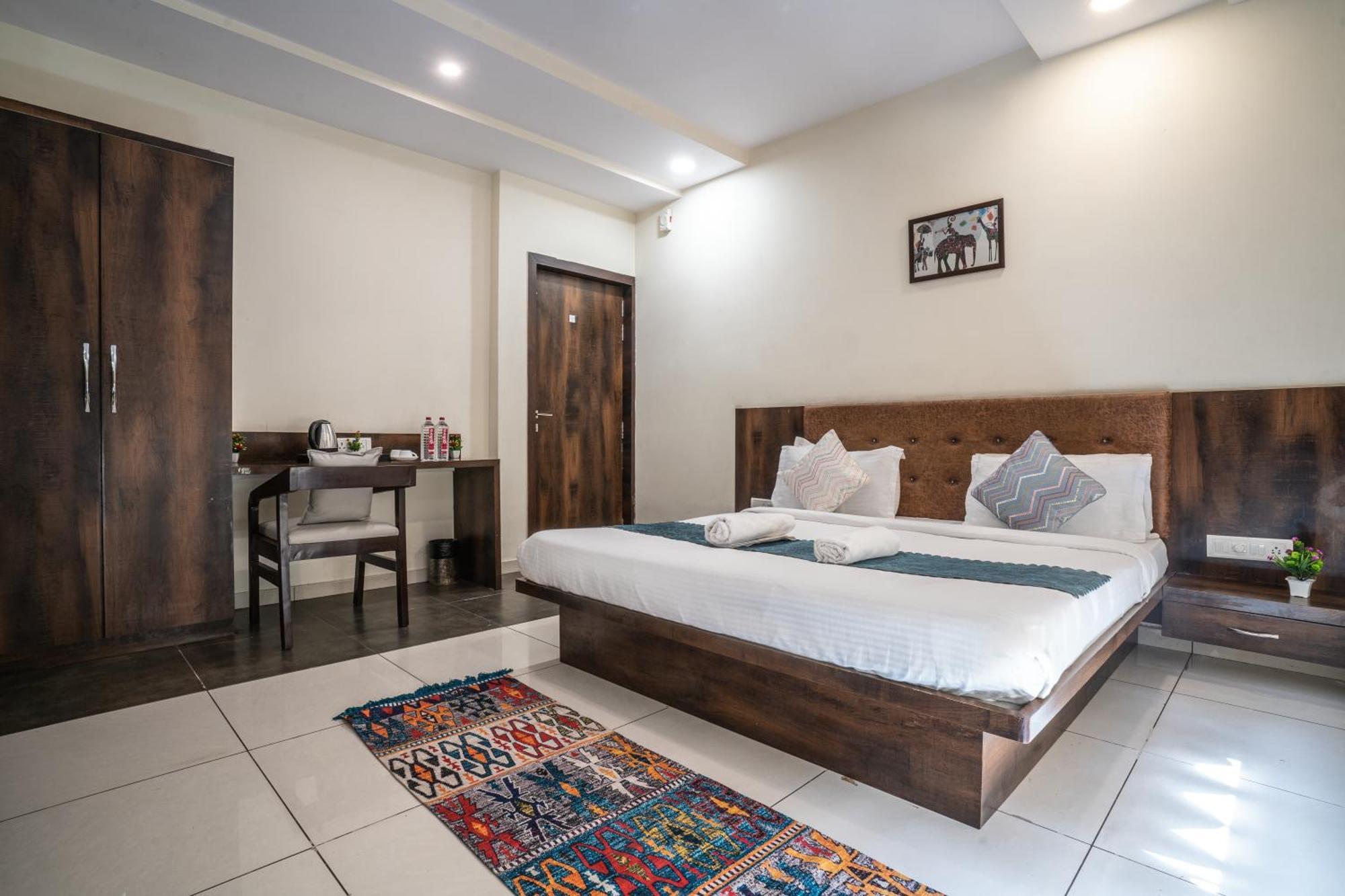 Hotel Naman Udaipur Eksteriør billede
